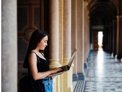 Acceso a la universidad española para extranjeros: requisitos y proceso