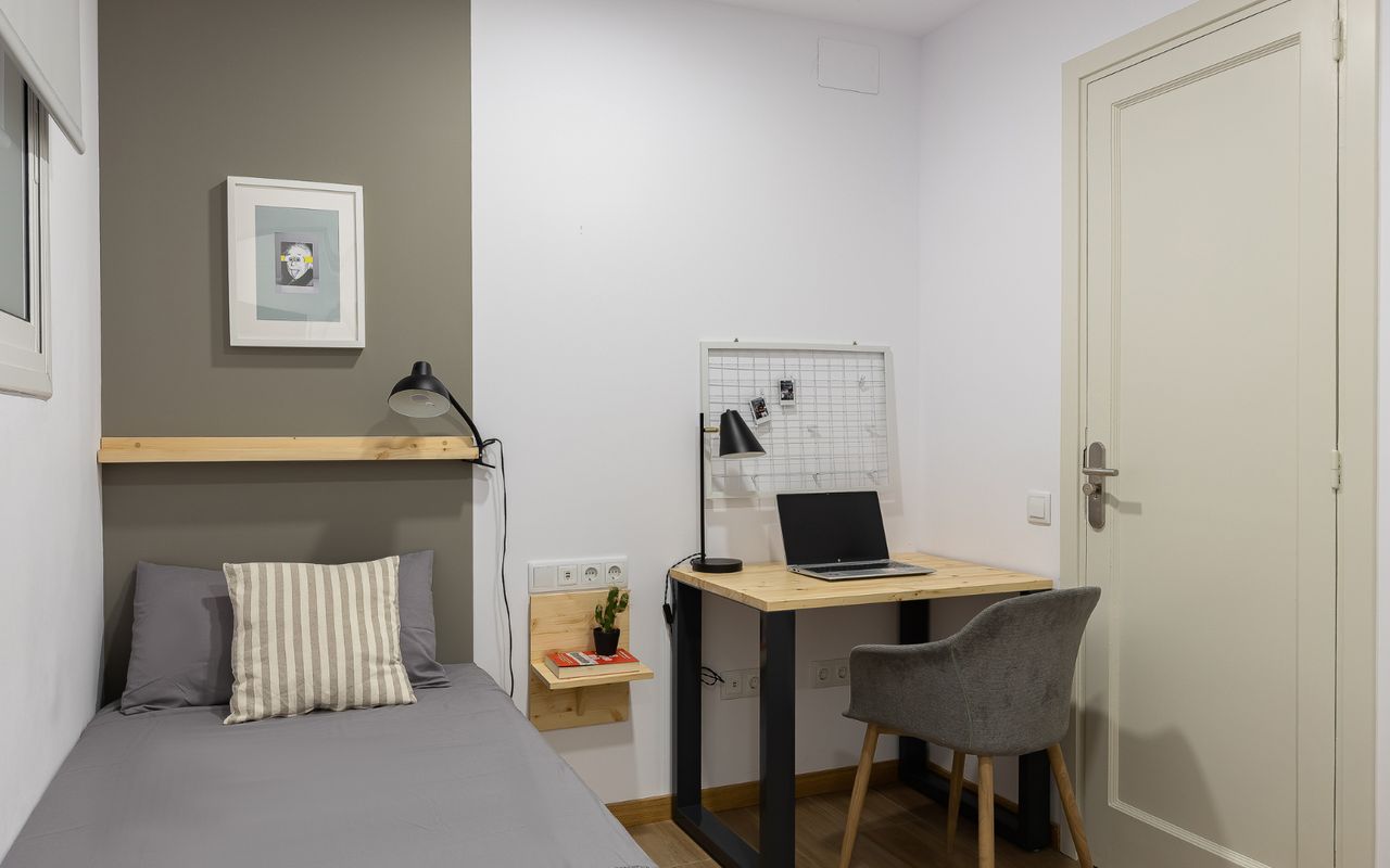 Balmes 335 Individual estándar con baño privado